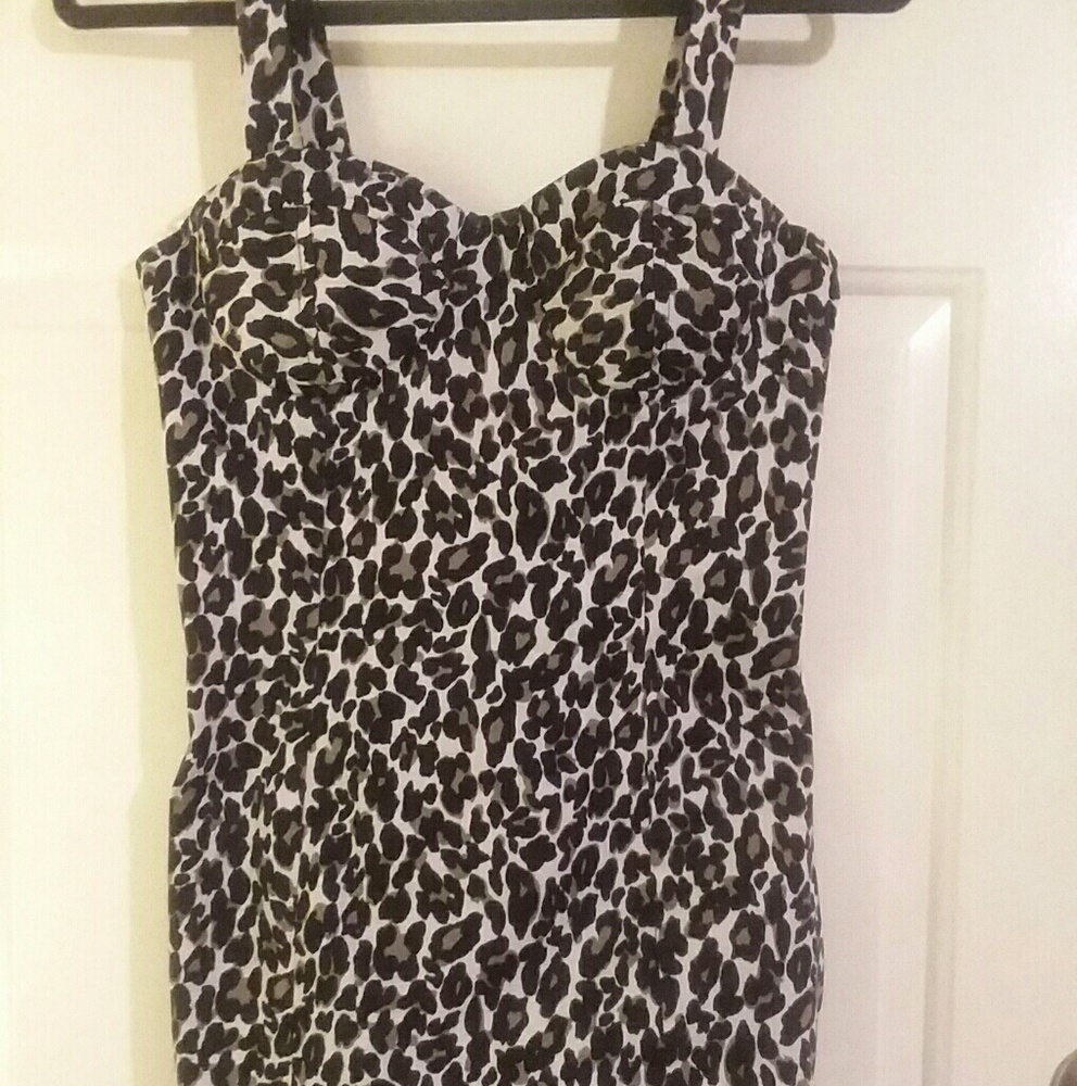 Charlotte Russe Leopard Print Top size M